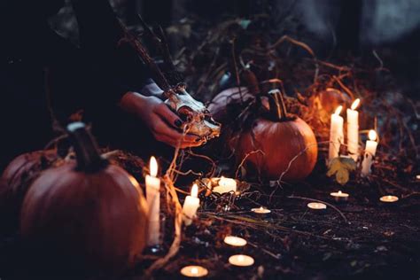 The Significance of Samhain in Modern Wiccan Practice